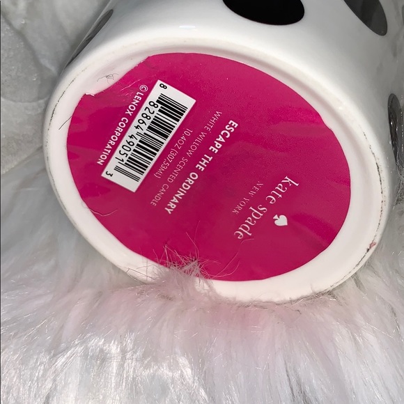 Kate spade Lenox candle “Escape the ordinary” - Picture 3 of 4